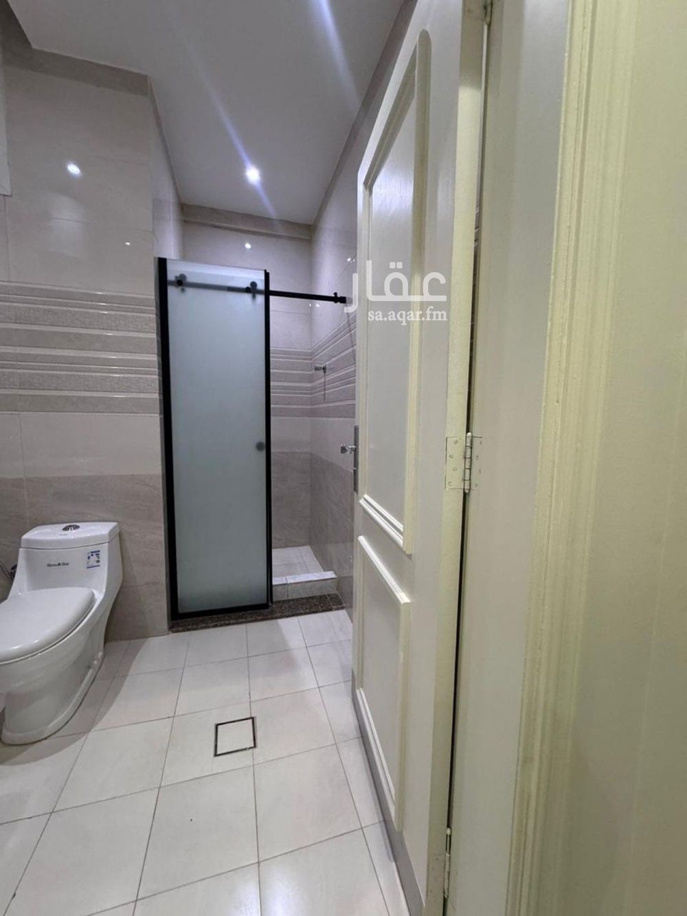 5 bedroom villa in Hittin, Riyadh 7