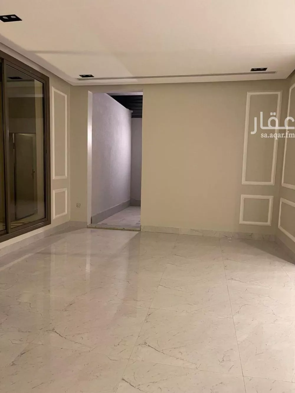 فيلا 5 غرف في العارض 7