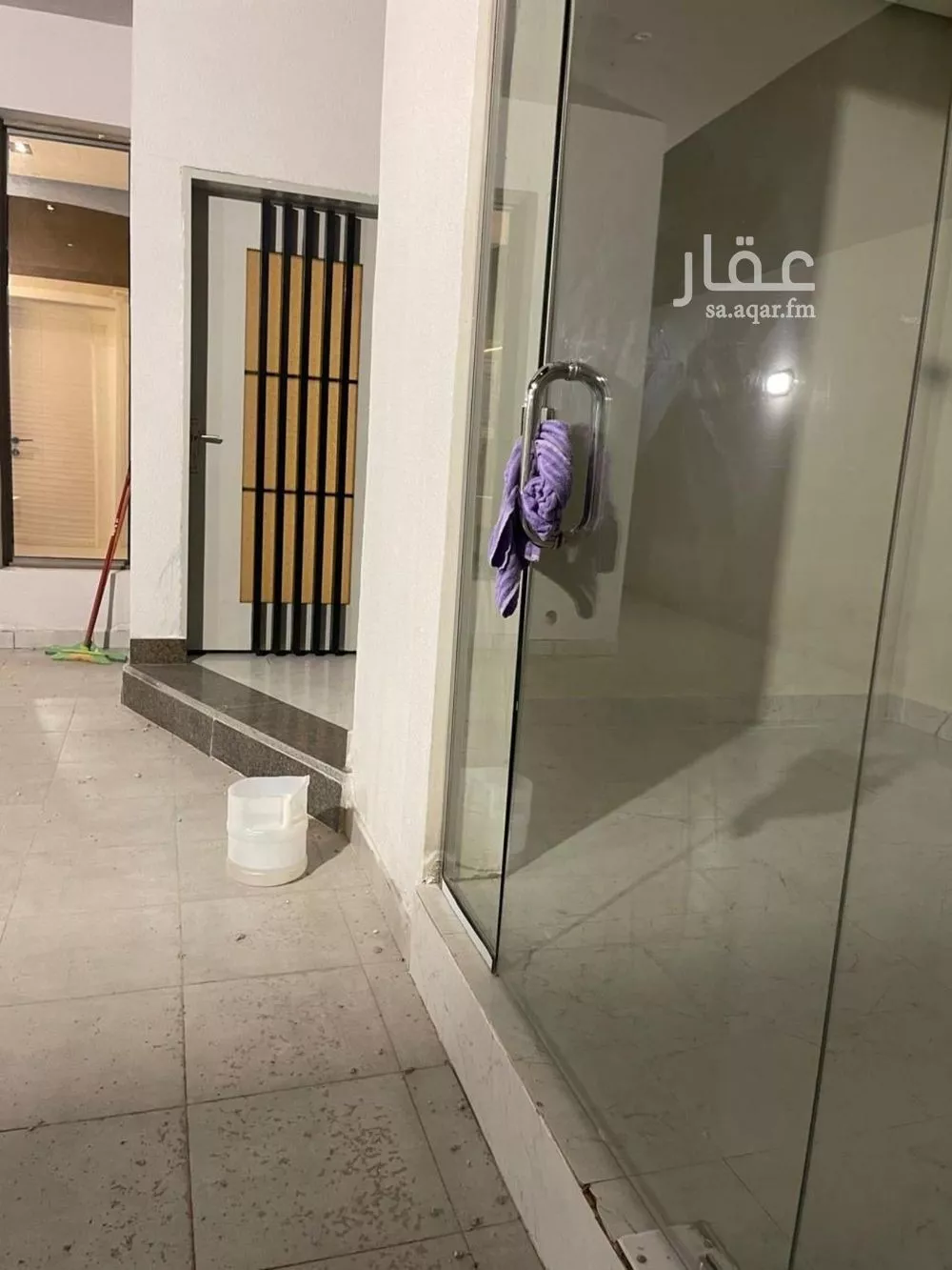 فيلا 5 غرف في العارض 9