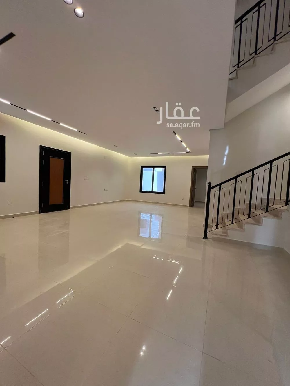 فيلا 6 غرف في نمار 20