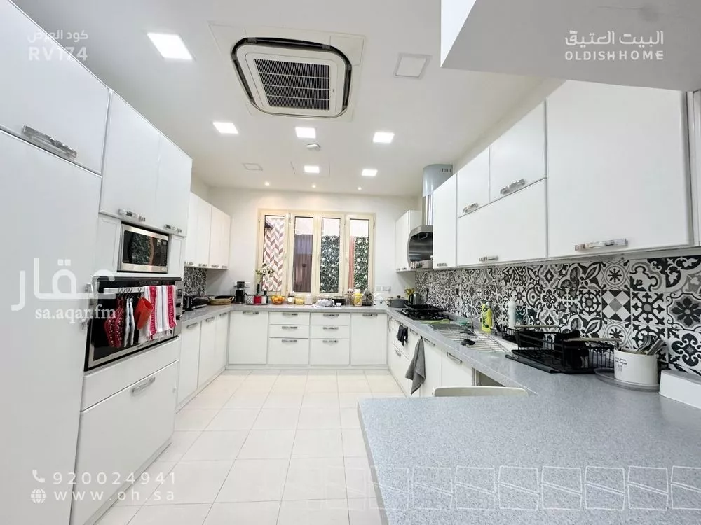5 bedroom villa in Al Yasmin 20