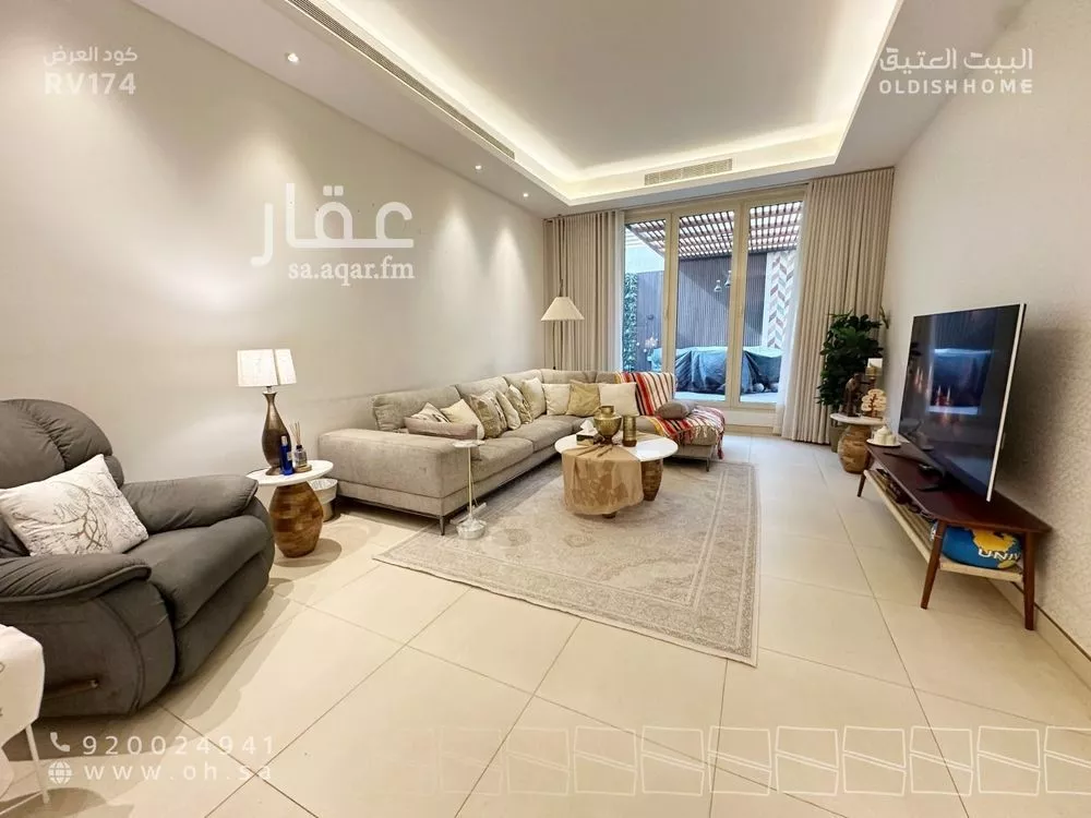 5 bedroom villa in Al Yasmin 24