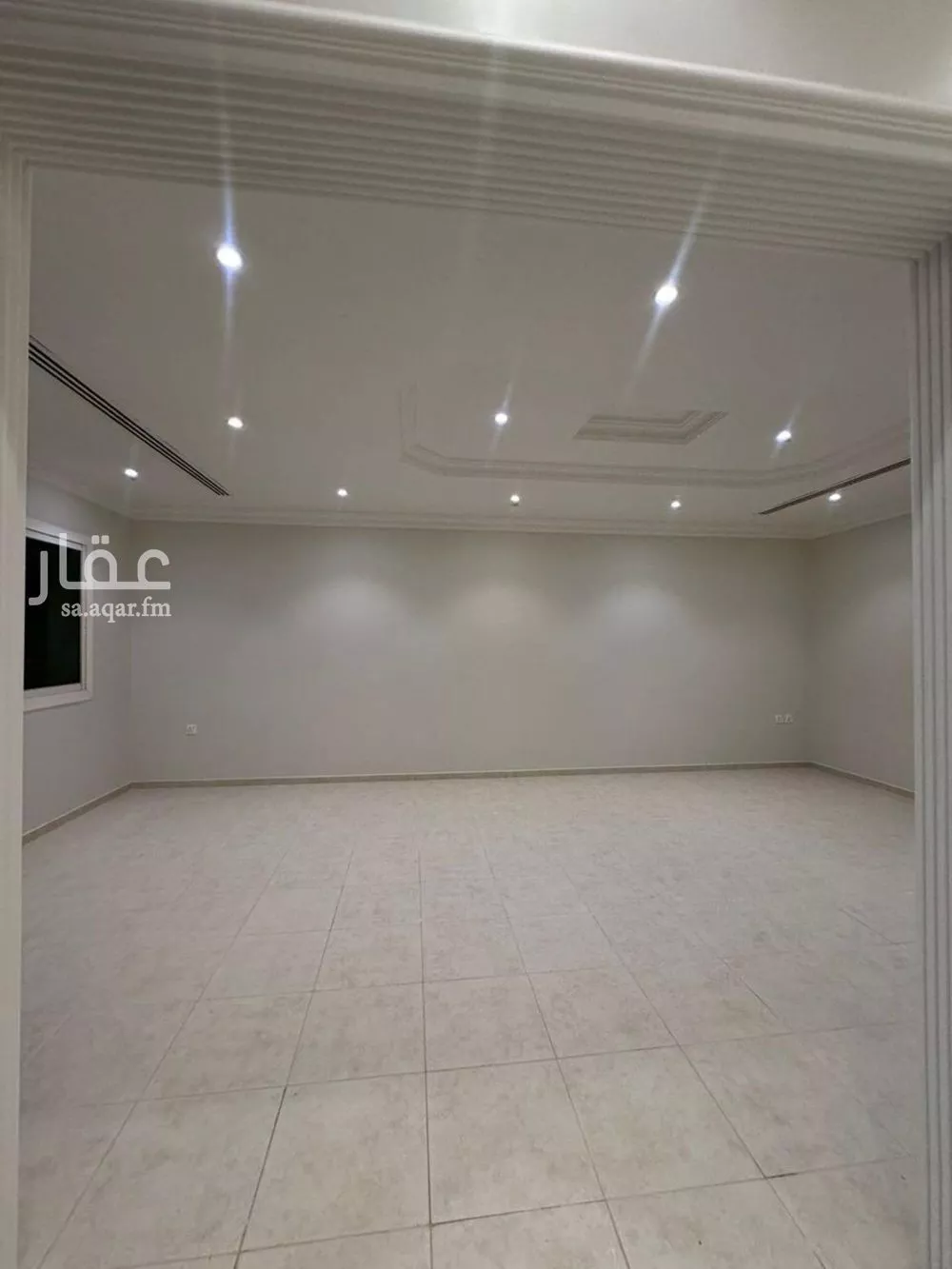 6 bedroom villa in Hittin 5