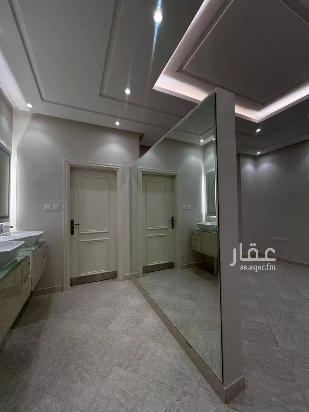 6 bedroom villa in Hittin 6