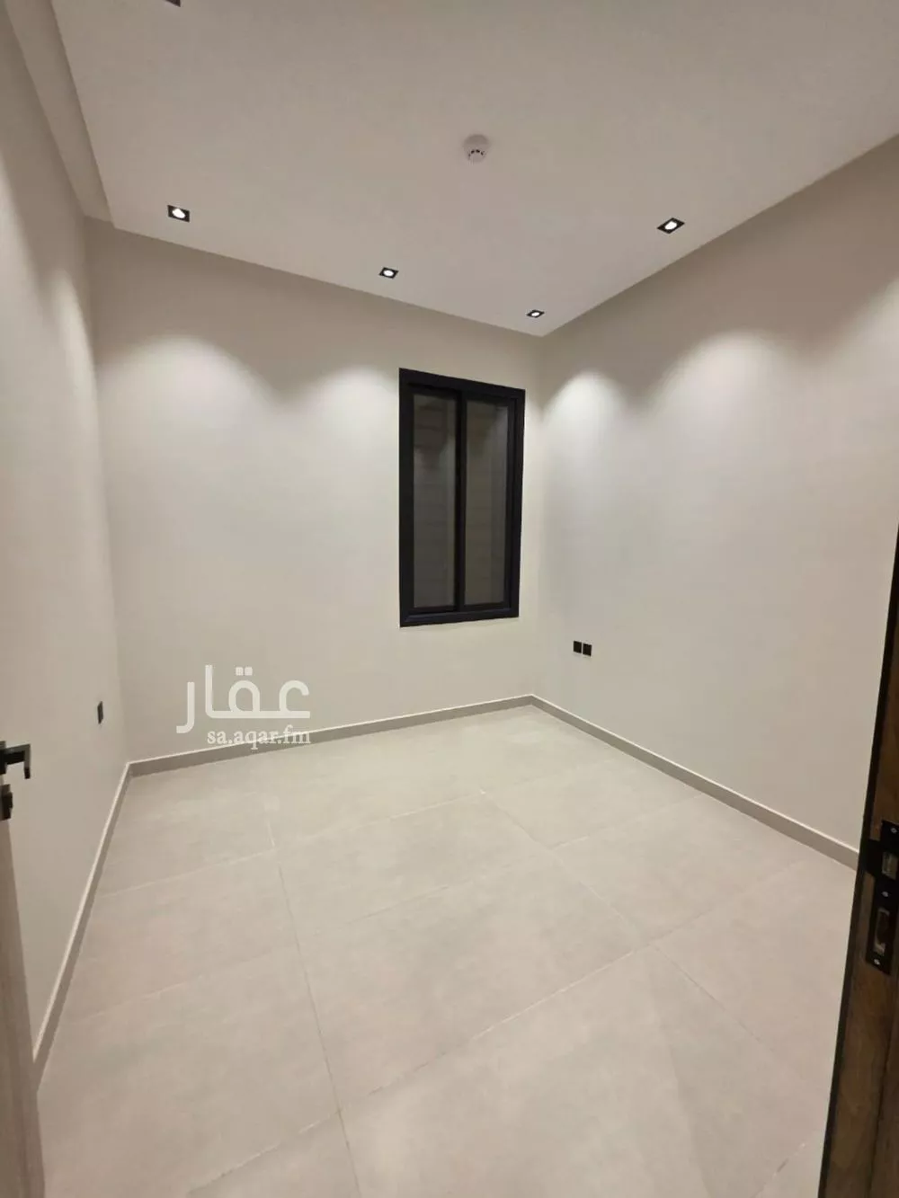 شقة 4 غرف في طويق 10
