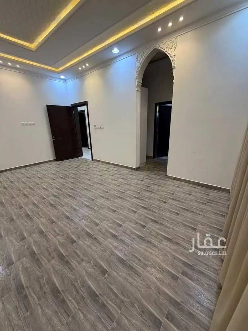 فيلا 7 غرف في المهدية 5