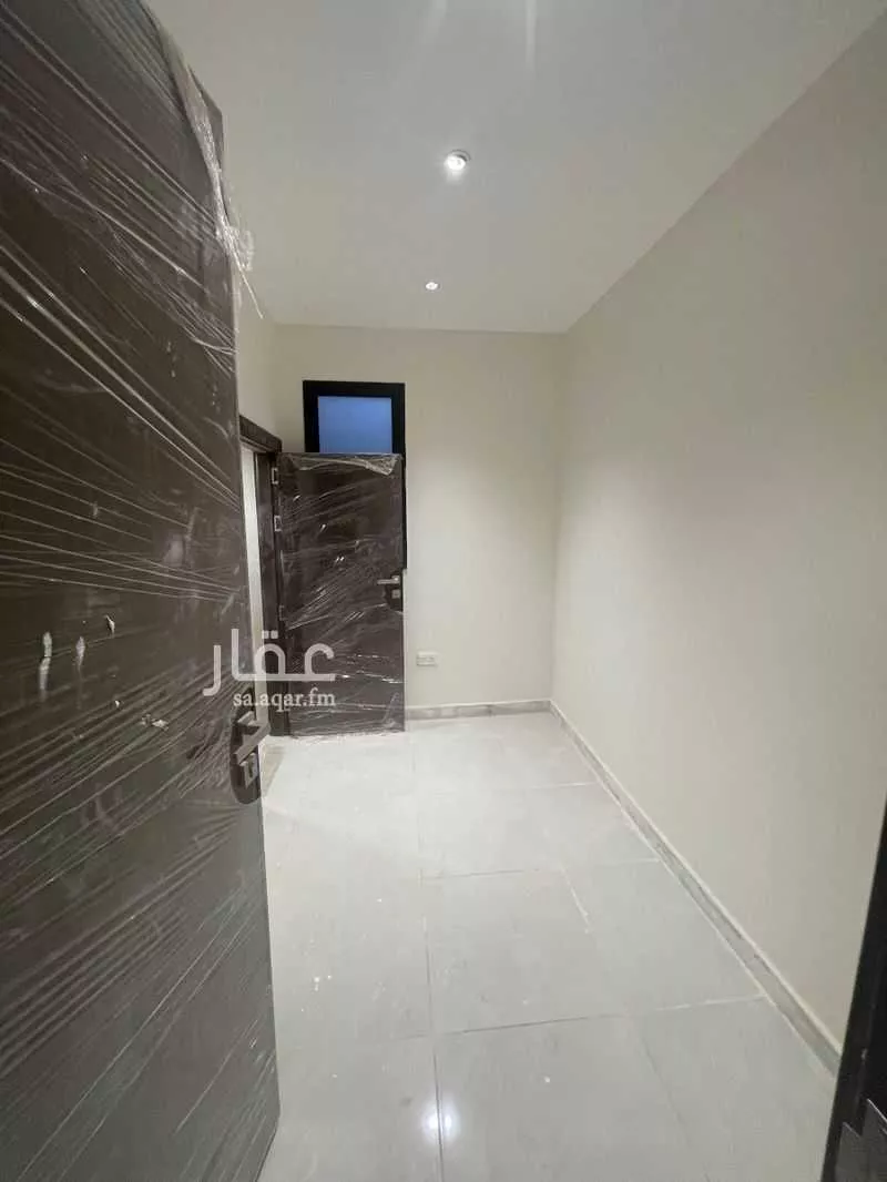 7 bedroom villa in Al Janadriyah 11