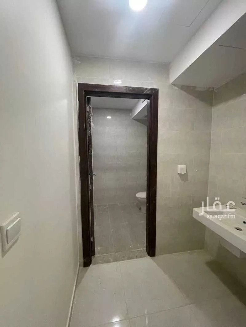 7 bedroom villa in Al Janadriyah 18