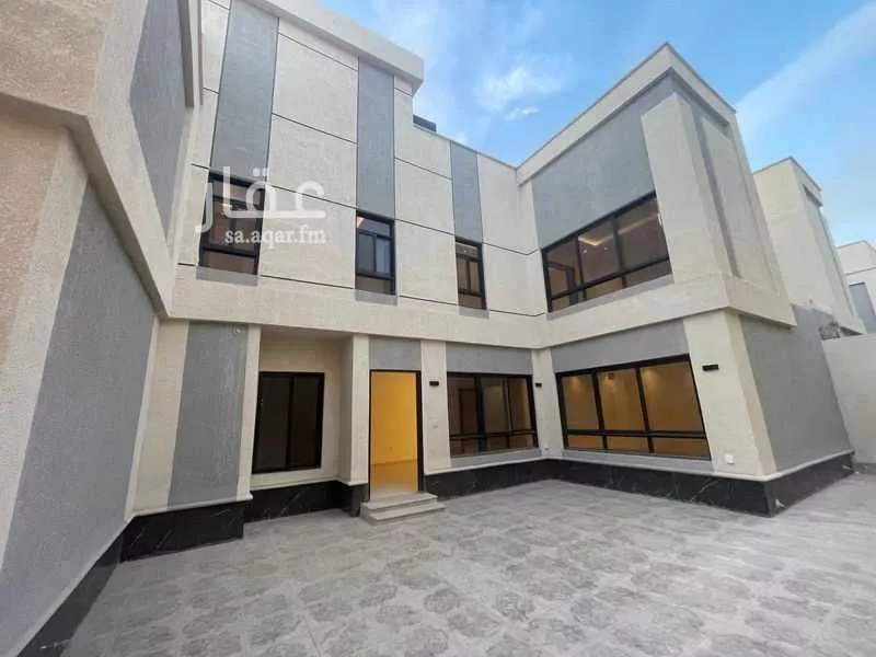7 bedroom villa in Al Janadriyah 6