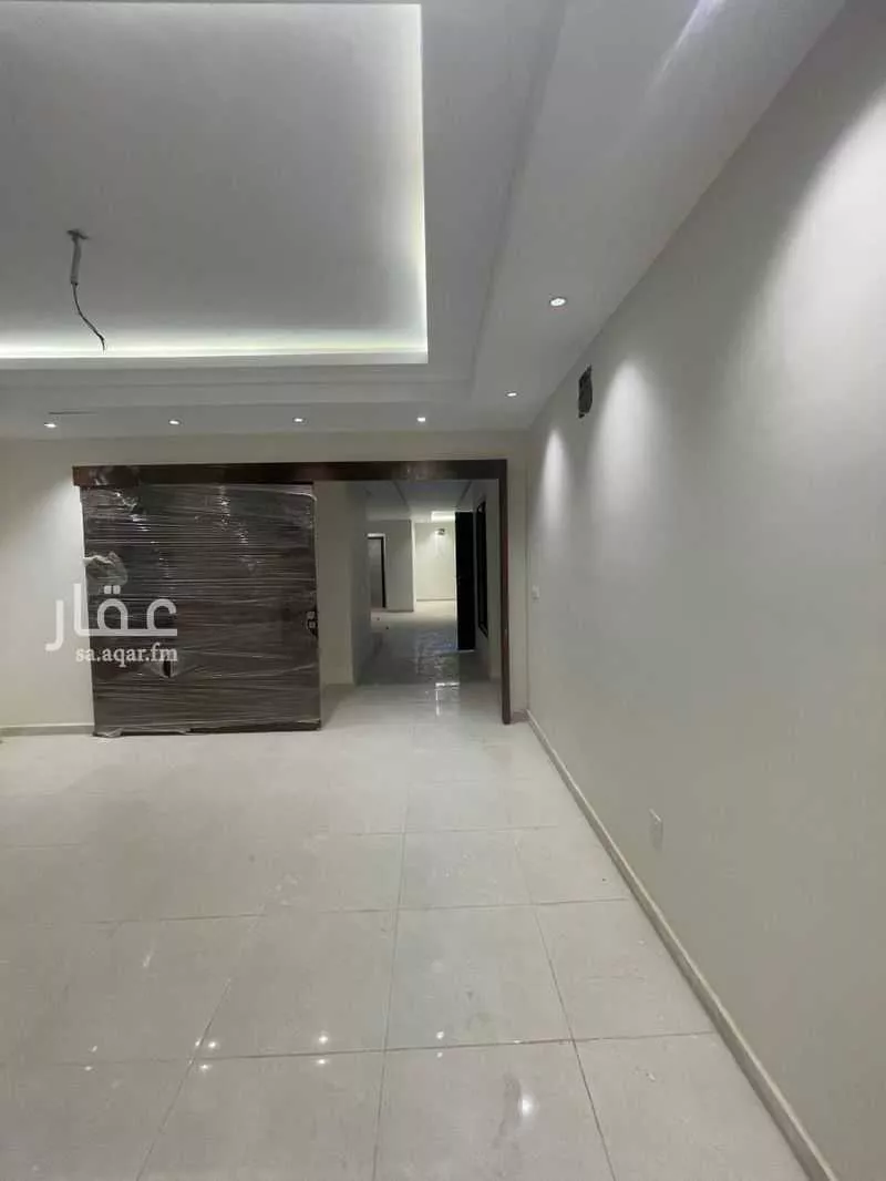 7 bedroom villa in Al Janadriyah 10