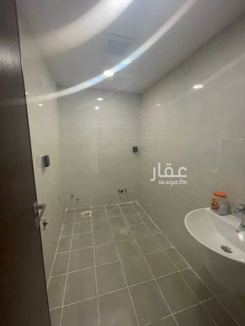 3 bedroom villa in Al Janadriyah 12