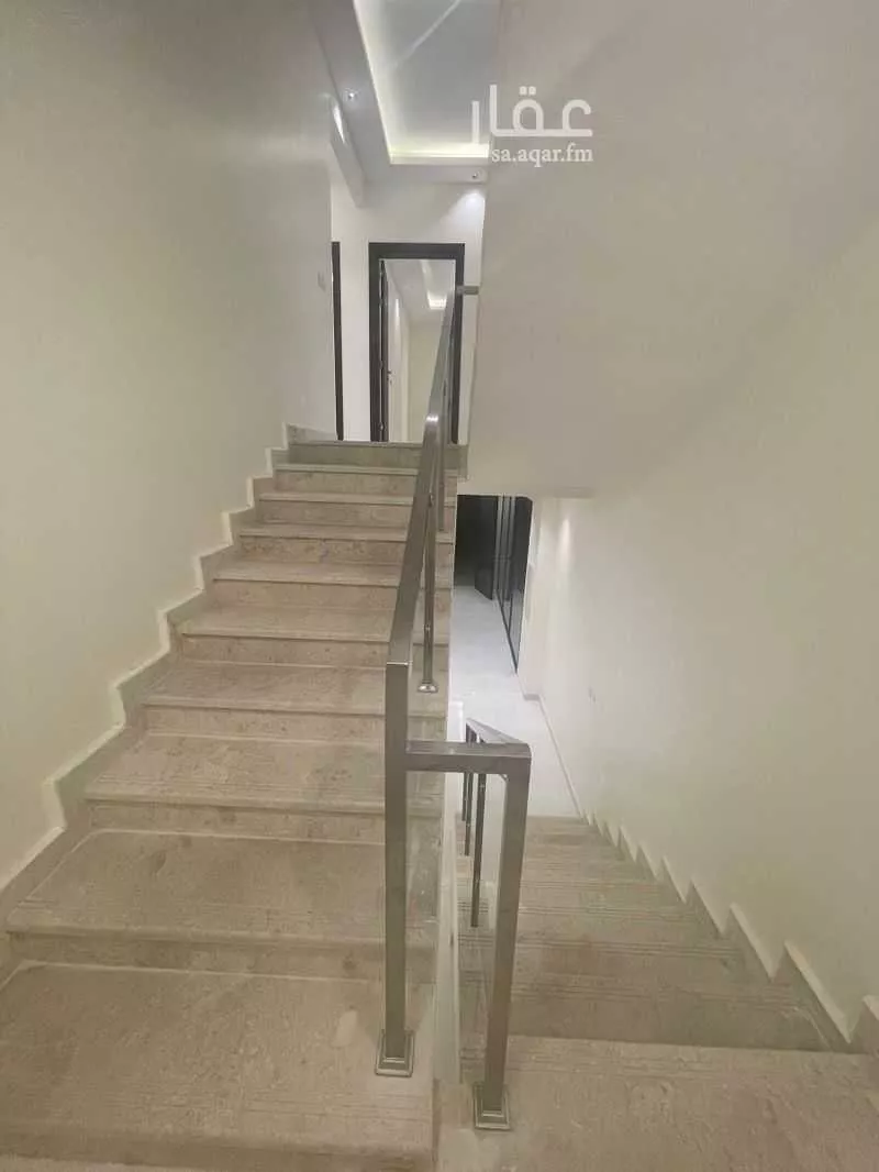 3 bedroom villa in Al Janadriyah 25