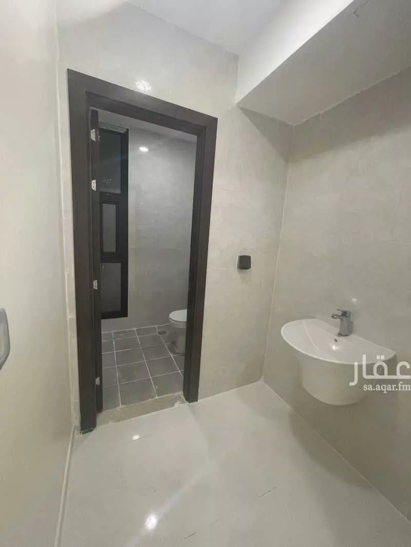 3 bedroom villa in Al Janadriyah 6