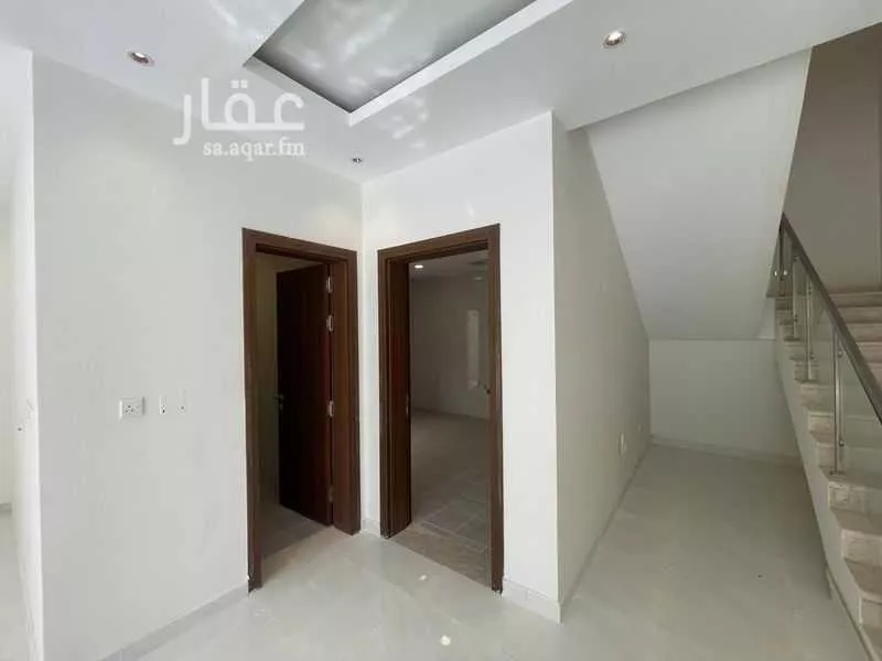فيلا 4 غرف في الجنادرية 17