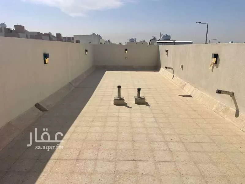 فيلا 4 غرف في الجنادرية 30