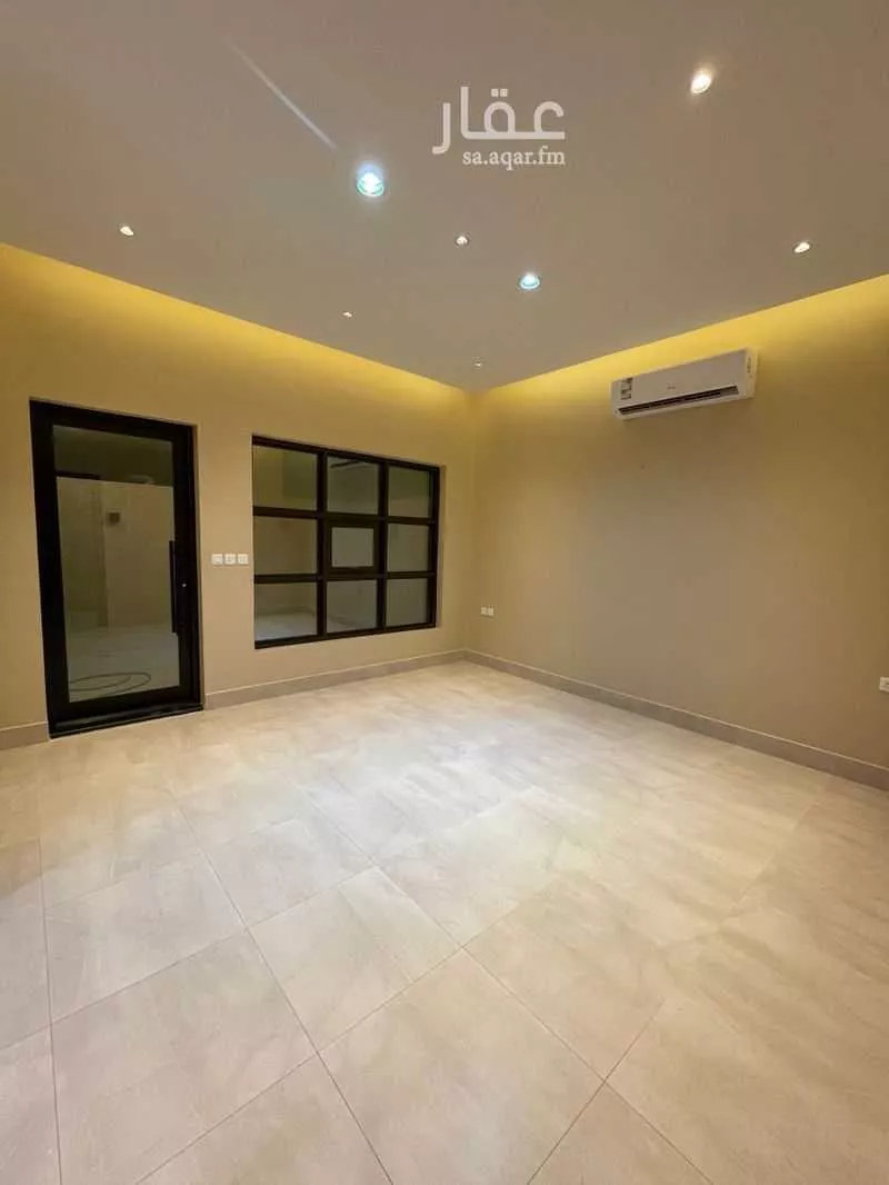 5 bedroom villa in Al Aridh 17