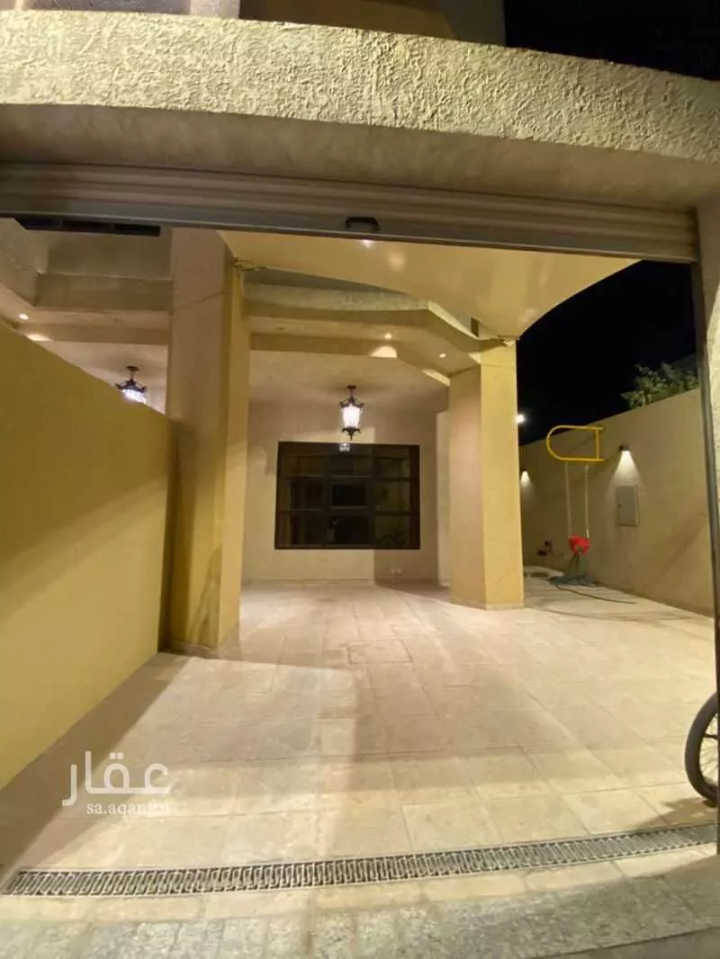 5 bedroom villa in Al Aridh 5