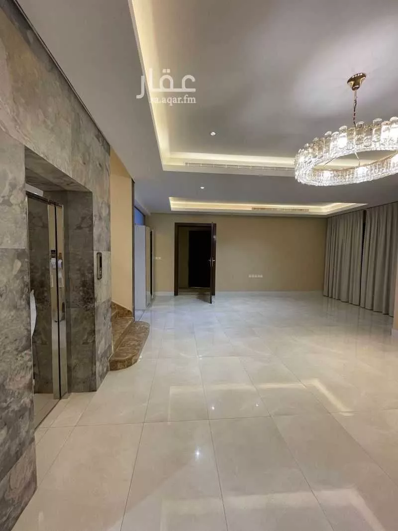 5 bedroom villa in Al Aridh 8