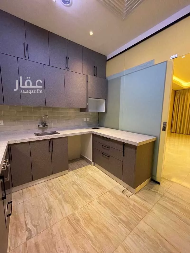 5 bedroom villa in Al Aridh 10