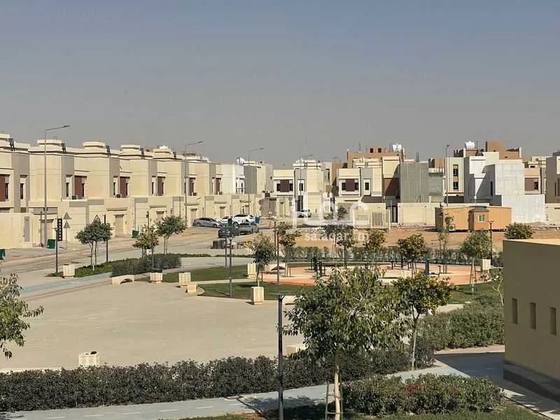 فيلا 4 غرف في الجنادرية 16