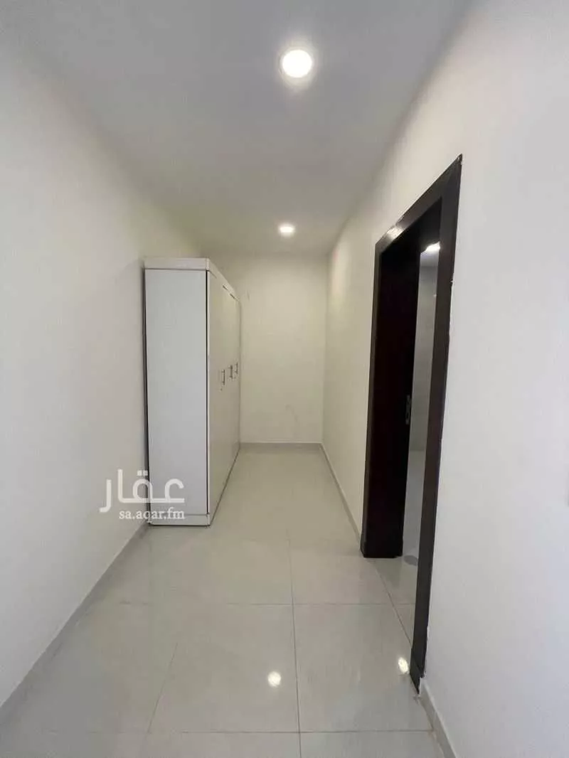 فيلا 4 غرف في الجنادرية 28