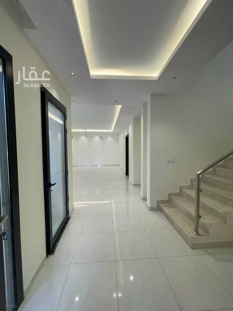 فيلا 4 غرف في الجنادرية 8