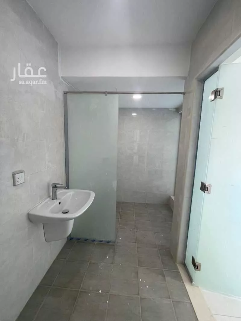 3 bedroom villa in Al Janadriyah 23