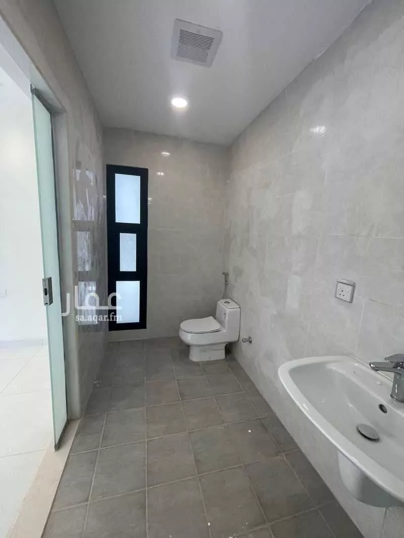 3 bedroom villa in Al Janadriyah 24