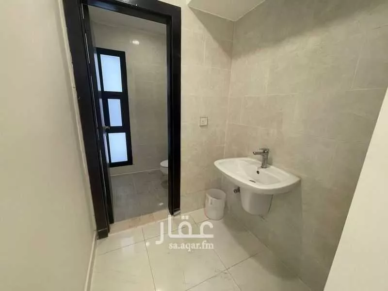 3 bedroom villa in Al Janadriyah 10