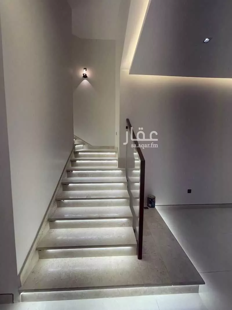 3 bedroom villa in Al Janadriyah 19