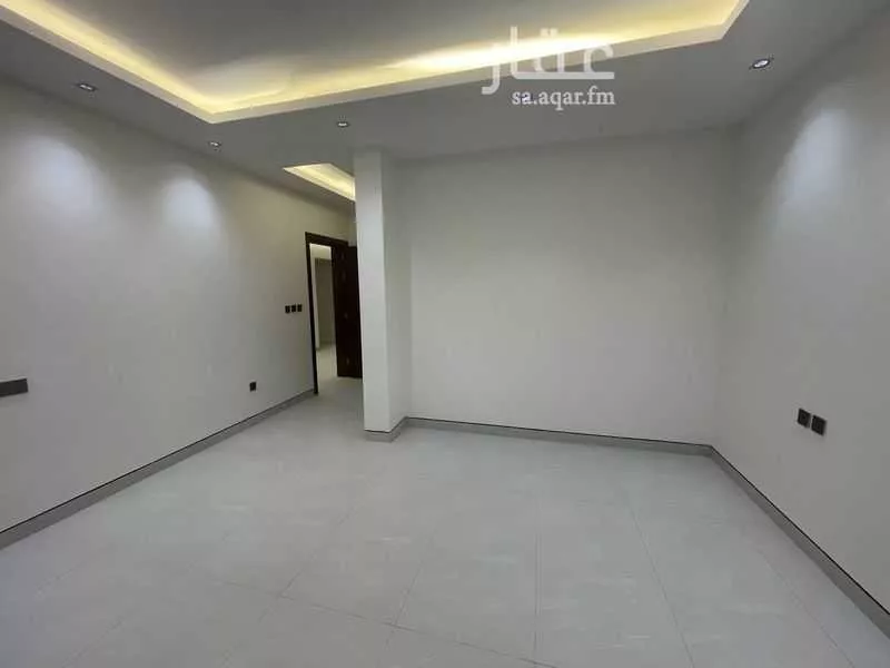 3 bedroom villa in Al Janadriyah 23