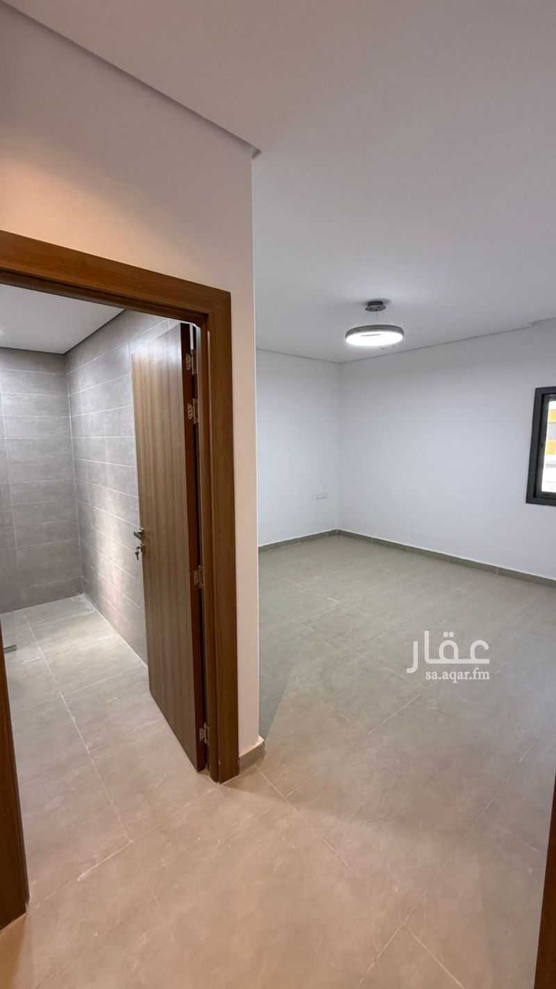 فيلا 4 غرف في العارض 6