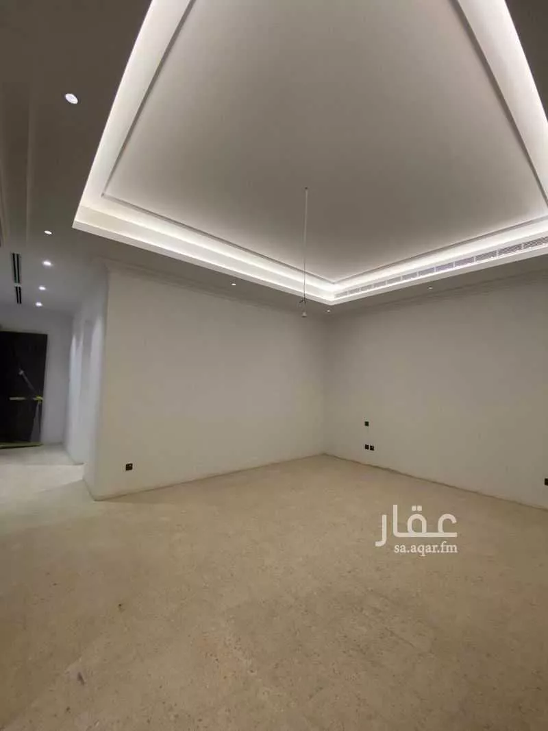 فيلا 4 غرف في عرقة 9
