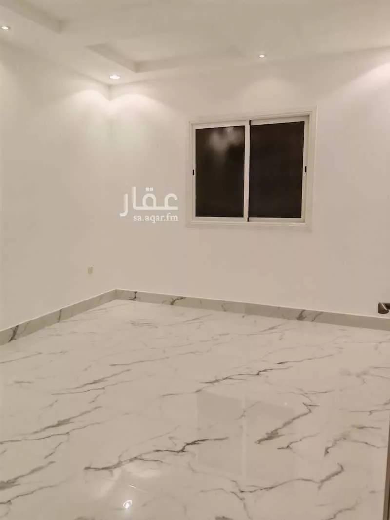 فيلا 5 غرف في العارض 14