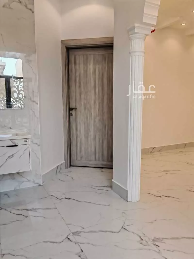 فيلا 5 غرف في العارض 17