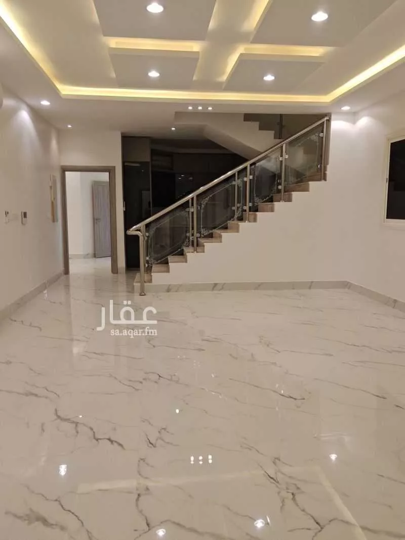 فيلا 5 غرف في العارض 7