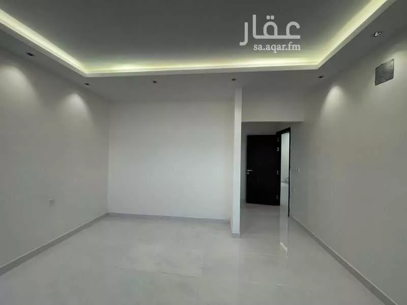 7 bedroom villa in Al Janadriyah 19