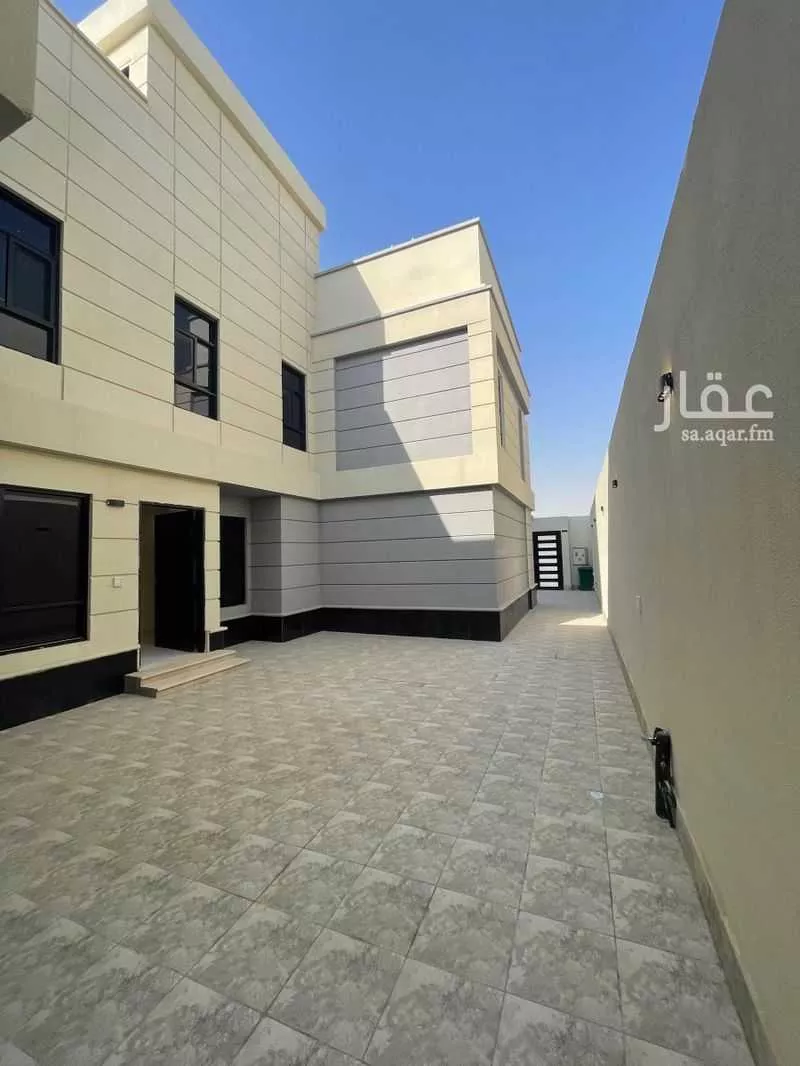 7 bedroom villa in Al Janadriyah 3