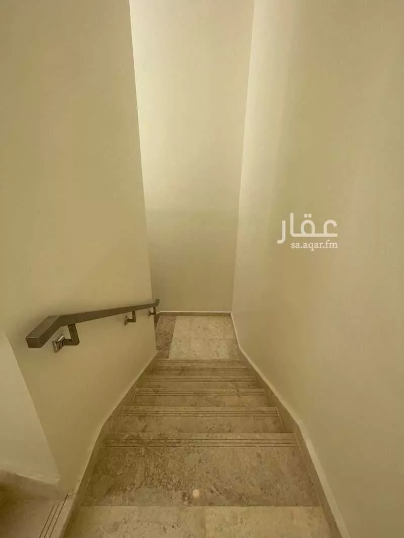 7 bedroom villa in Al Janadriyah 30