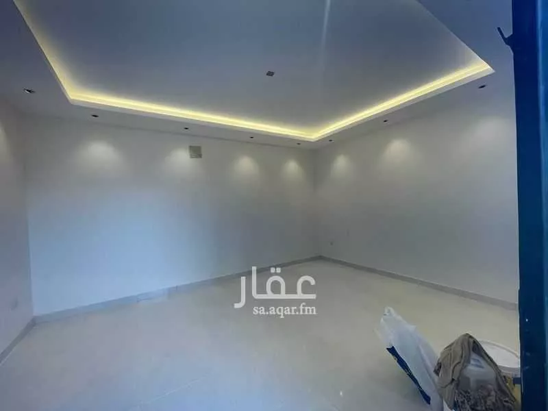 7 bedroom villa in Al Janadriyah 5