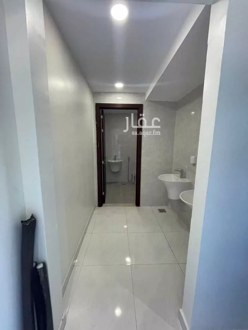 7 bedroom villa in Al Janadriyah 7