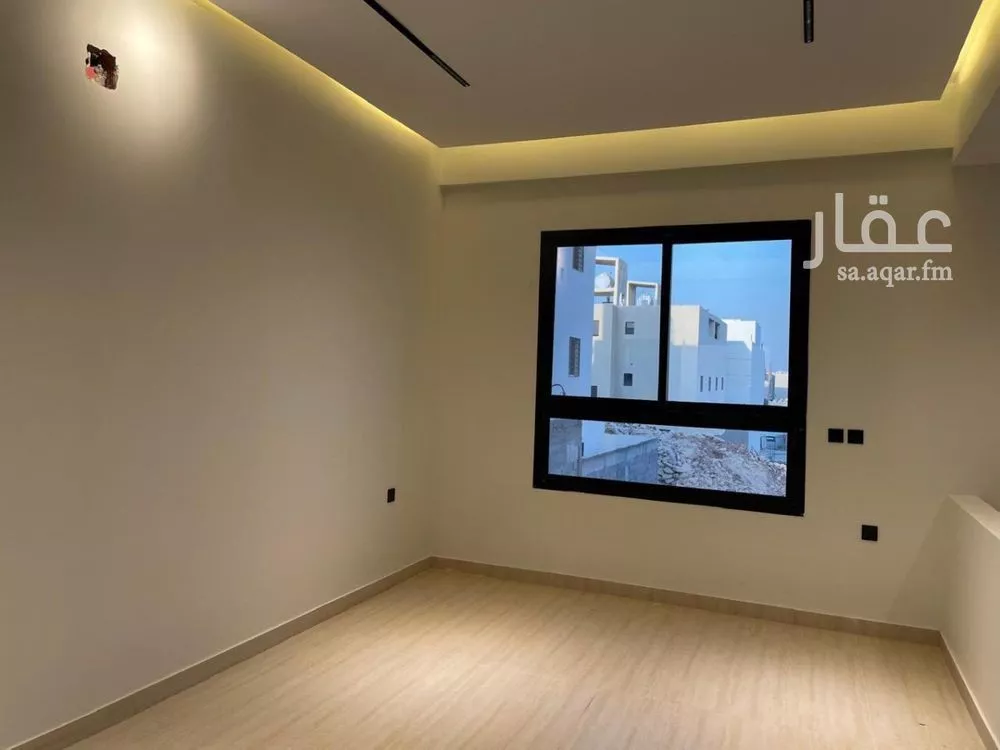 3 bedroom villa in Al Mahdiyyah, Riyadh 4