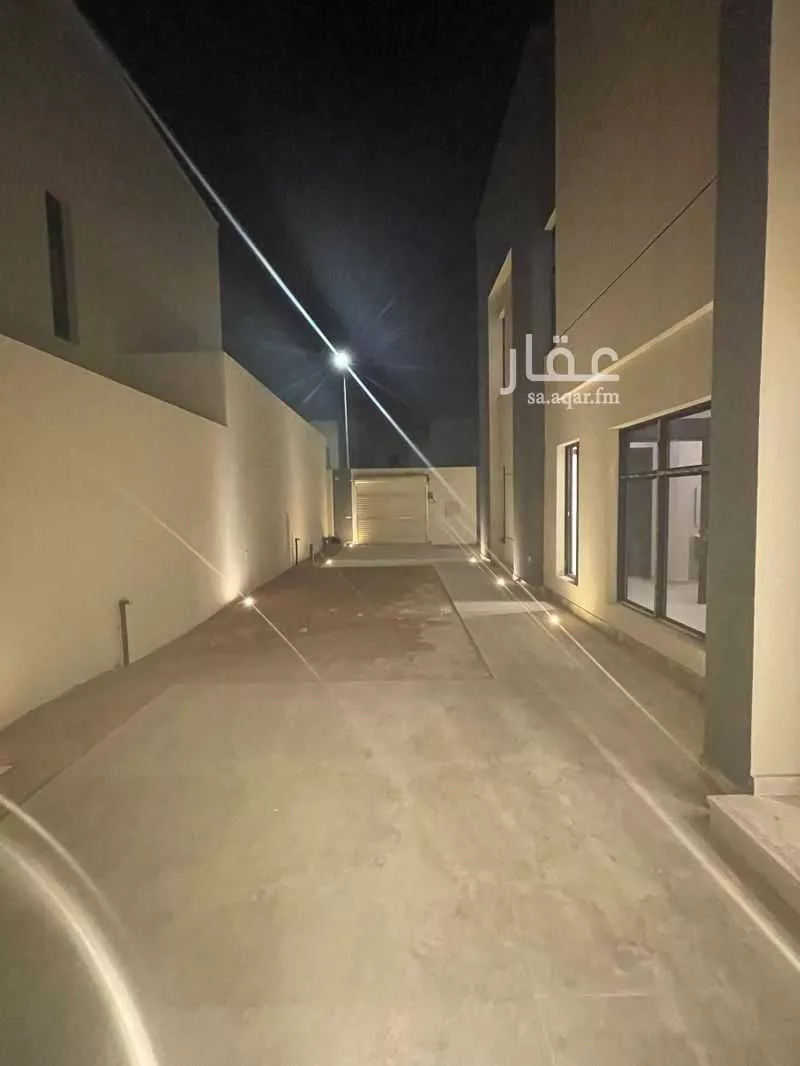 فيلا 7 غرف في الجنادرية 5