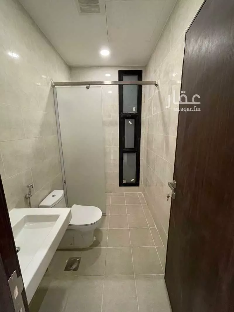 3 bedroom villa in Al Janadriyah 28