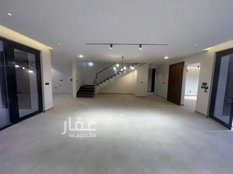 فيلا 5 غرف في الجنادرية 12