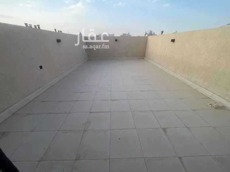 فيلا 5 غرف في الجنادرية 25