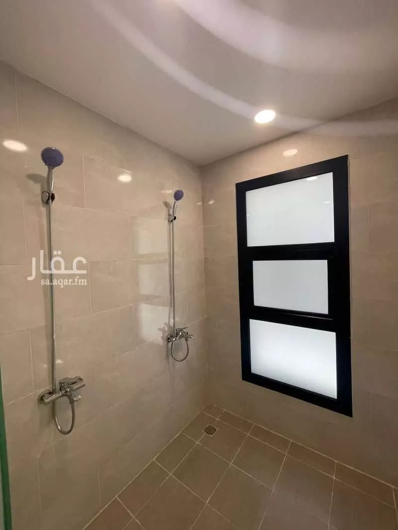 فيلا 4 غرف في الجنادرية 26