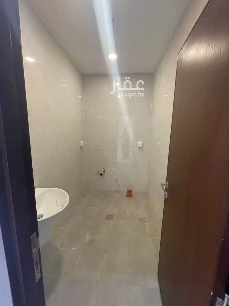 3 bedroom villa in Al Janadriyah 9