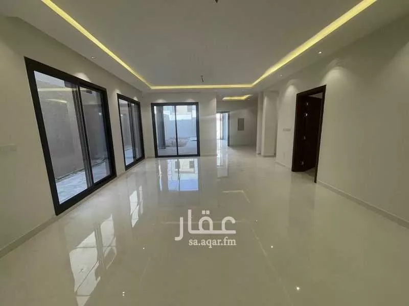 4 bedroom villa in Al Janadriyah, Riyadh 13
