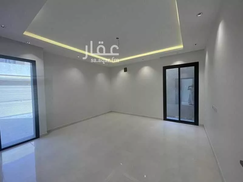 4 bedroom villa in Al Janadriyah, Riyadh 6